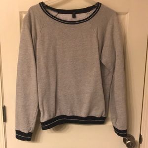 EUC J. Crew grey crew neck sweater